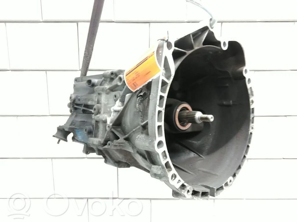 BMW 1 E81 E87 Cutie viteze manuală cu 5 trepte 