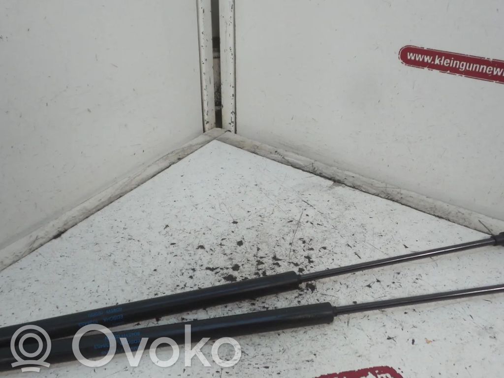 BMW 3 E90 E91 Gasdruckfeder Dämpfer Heckklappe Kofferraumdeckel 