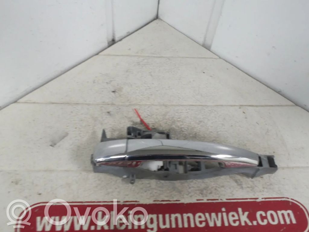 Zaślepka klamki z otworem na kluczyk   D64622,9101KZ,9109A6