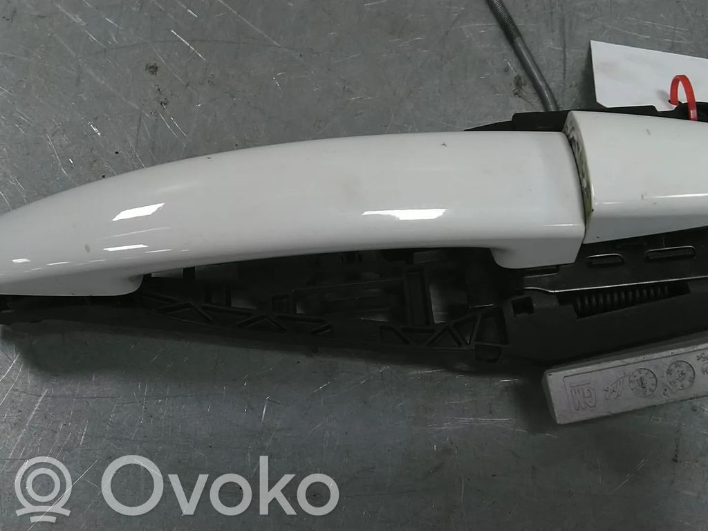 Opel Corsa E Tapa manecilla puerta delantera 