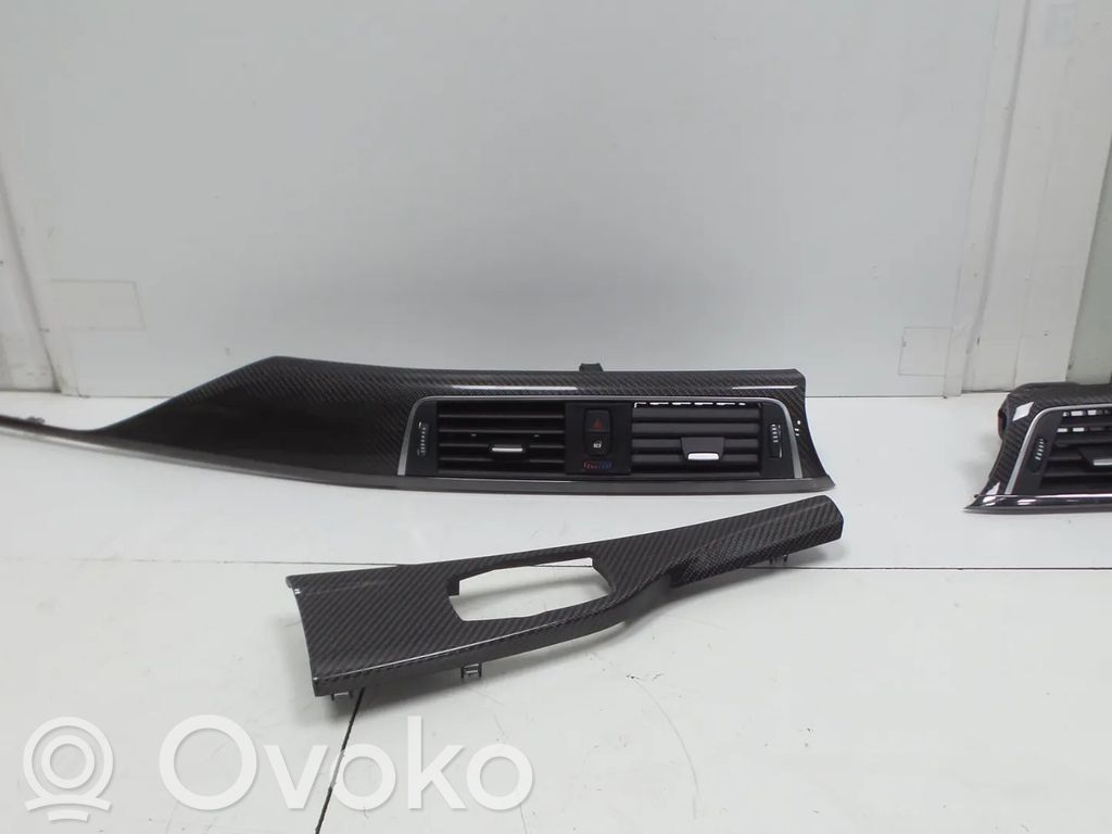BMW 4 F32 F33 Alte piese de interior 