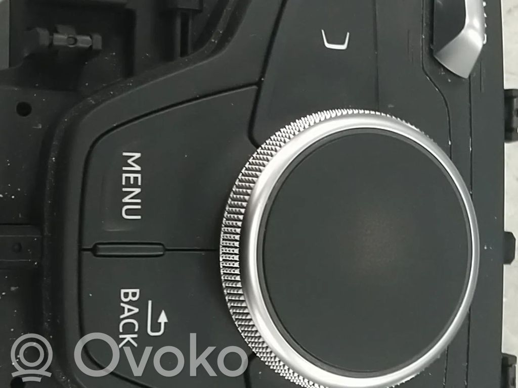 Audi A4 S4 B9 Otros repuestos del interior 