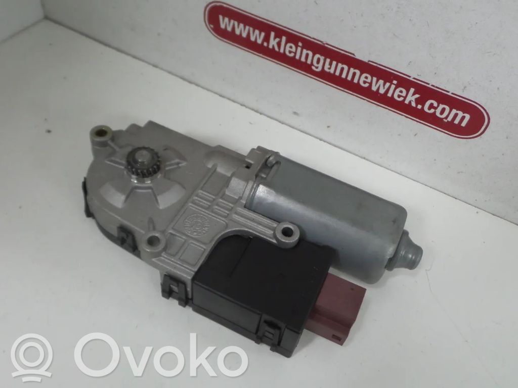 Mercedes-Benz GLE (W166 - C292) Motor/actuator trapă