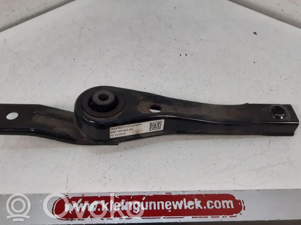 Volkswagen Golf VII Gearbox mount 