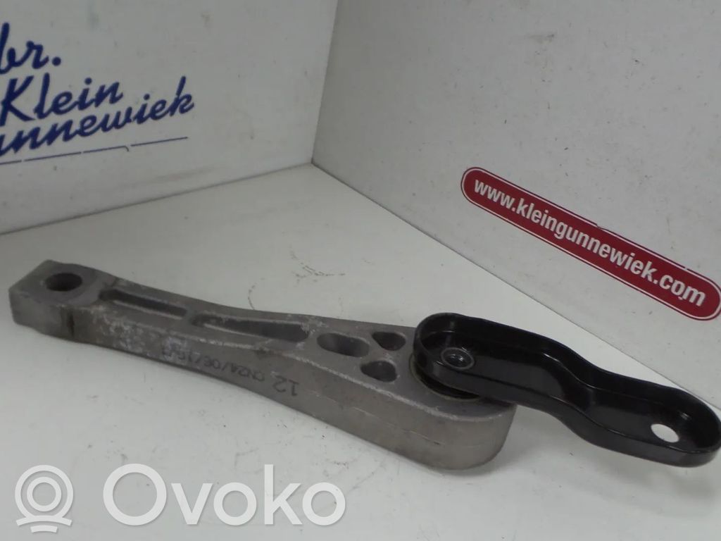 Volkswagen Jetta VI Soporte de la caja de cambios 