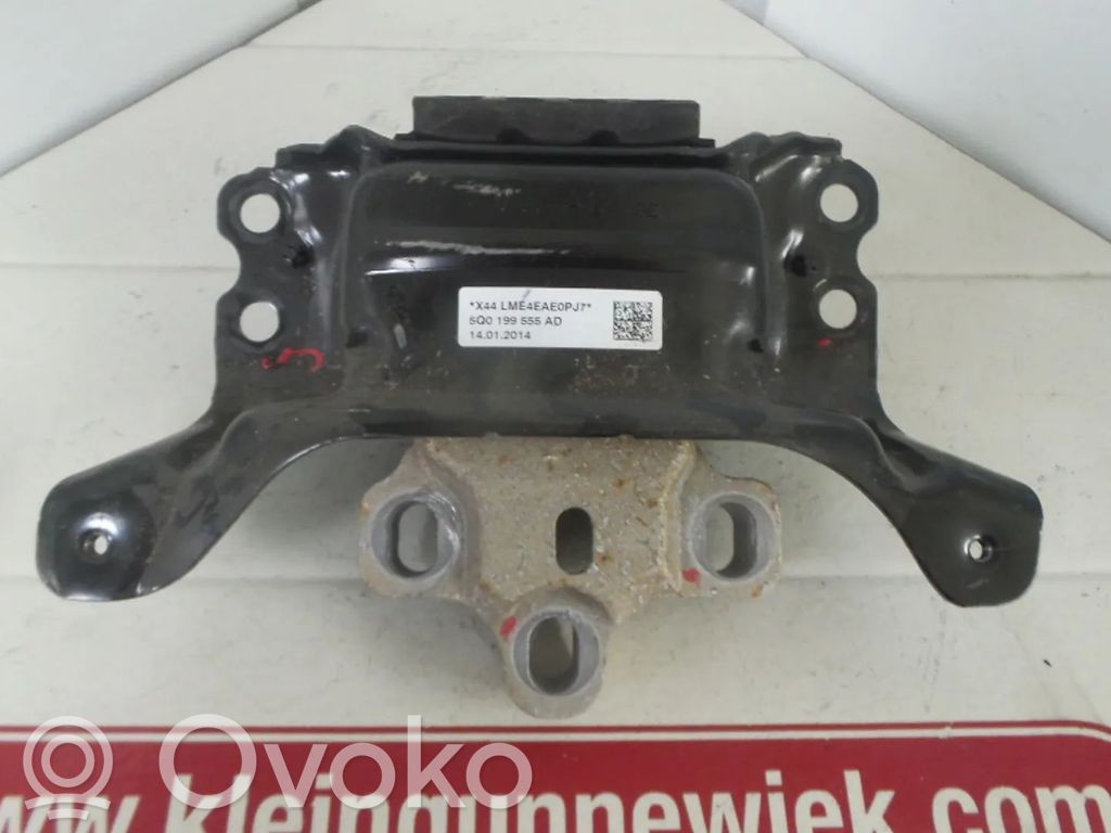 Volkswagen PASSAT B8 Soporte de la caja de cambios 