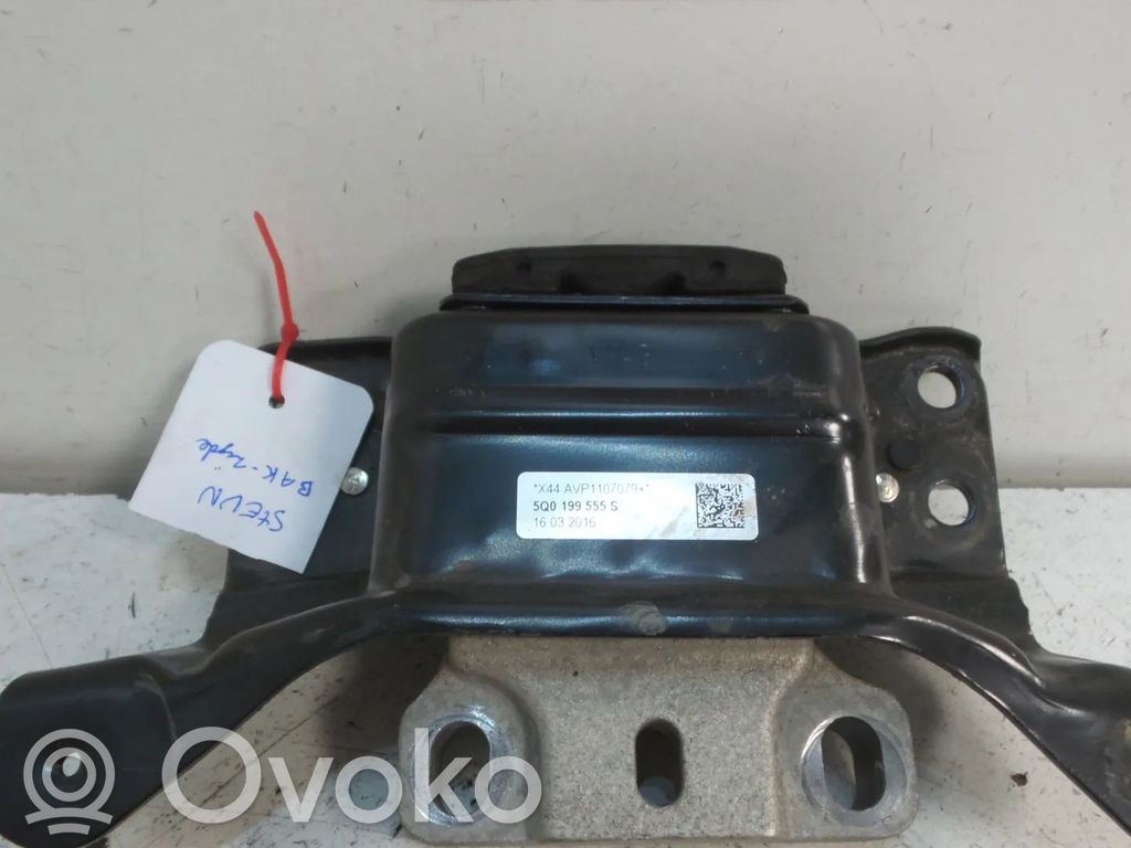 Skoda Superb B8 (3V) Supporto della scatola del cambio 