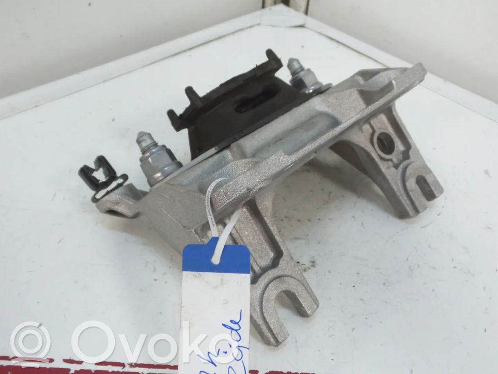 Renault Twingo III Supporto della scatola del cambio 