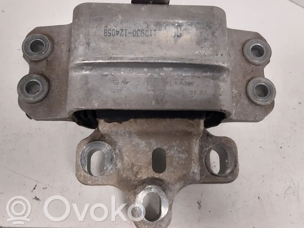 Volkswagen PASSAT B7 Mocowanie / Uchwyt skrzyni biegów 