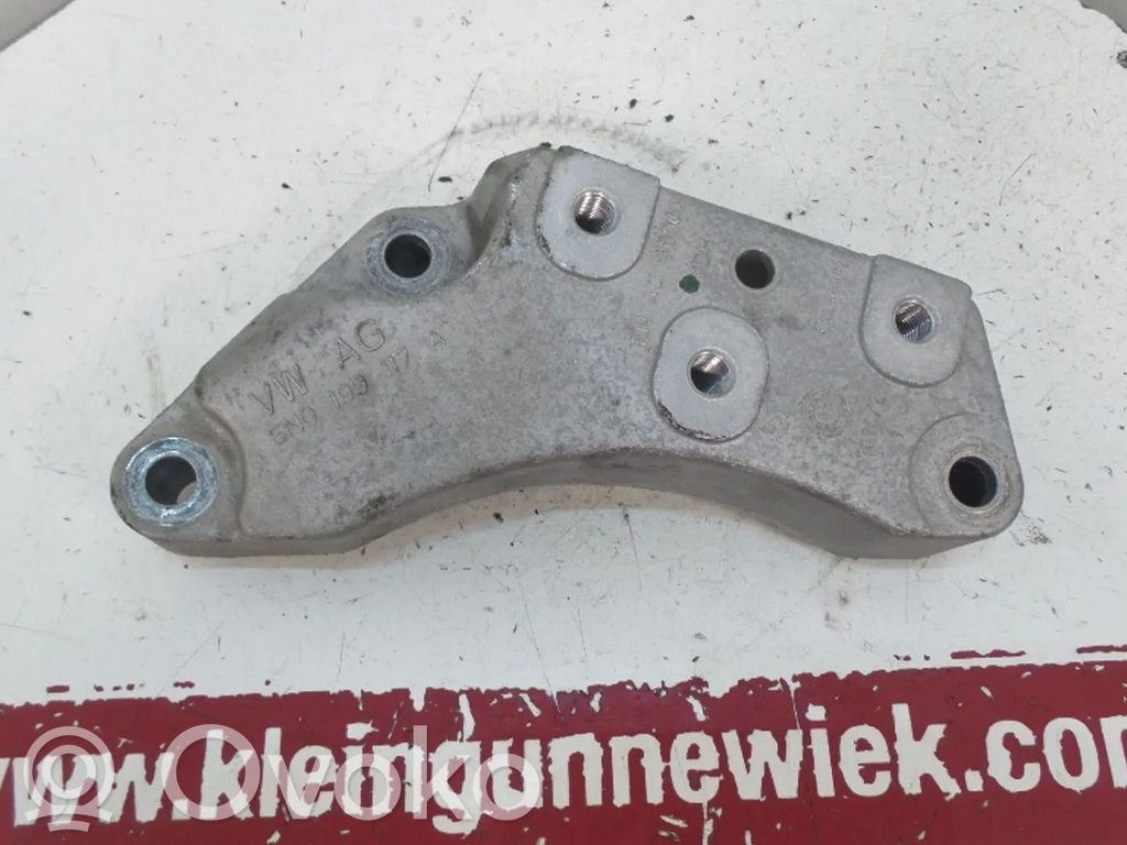 Volkswagen Tiguan Gearbox mount 