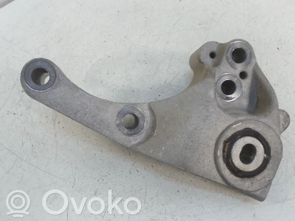 Vauxhall Astra K Supporto della scatola del cambio 