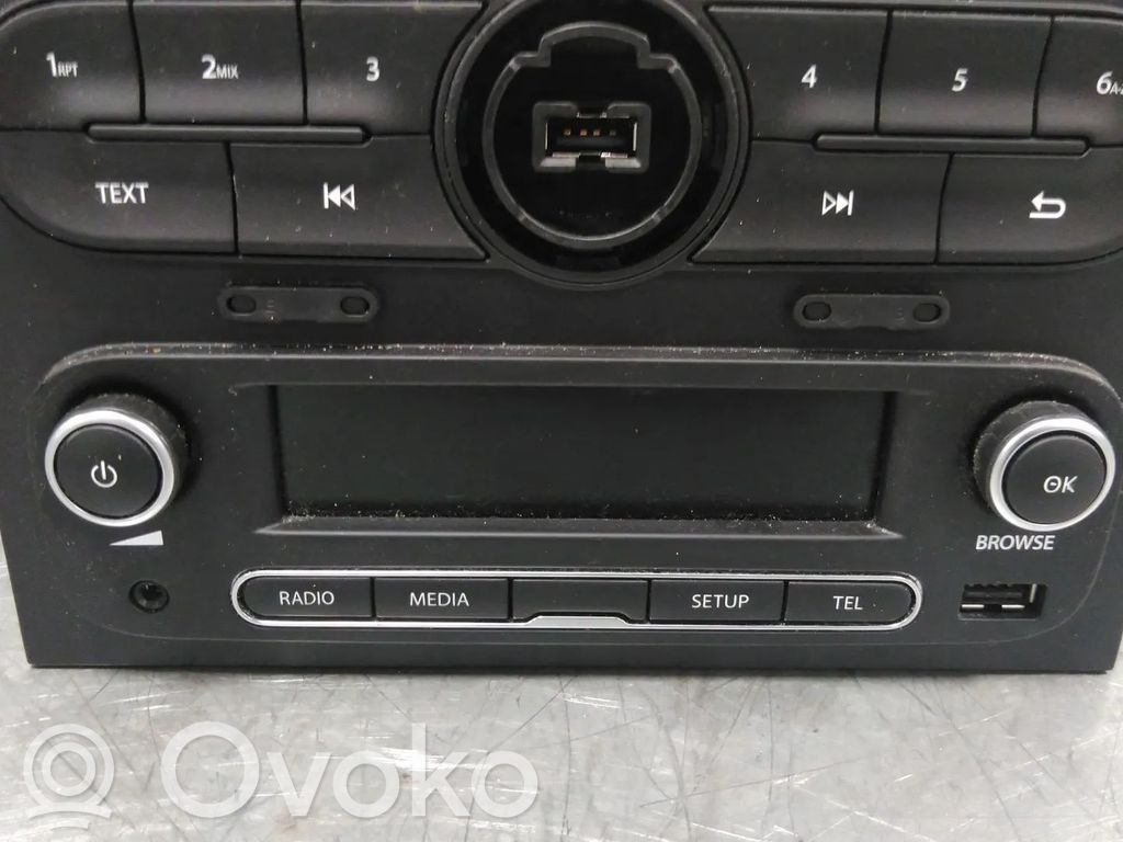 Renault Twingo III Unitate principală radio/CD/DVD/GPS 