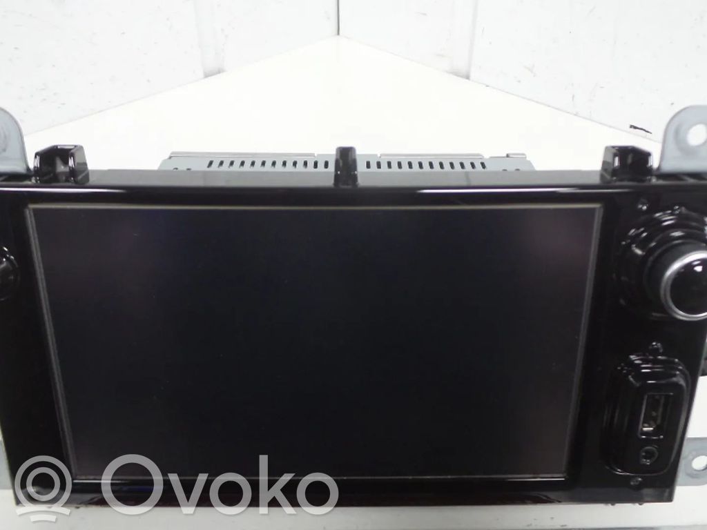 Renault Clio IV Navigation unit CD/DVD player 