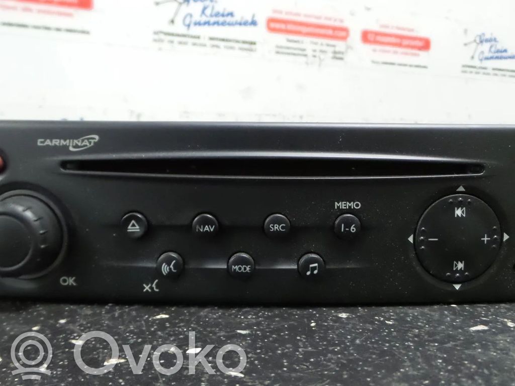 Navigaatioyksikkö CD/DVD-soitin   8200488286B,8200488286