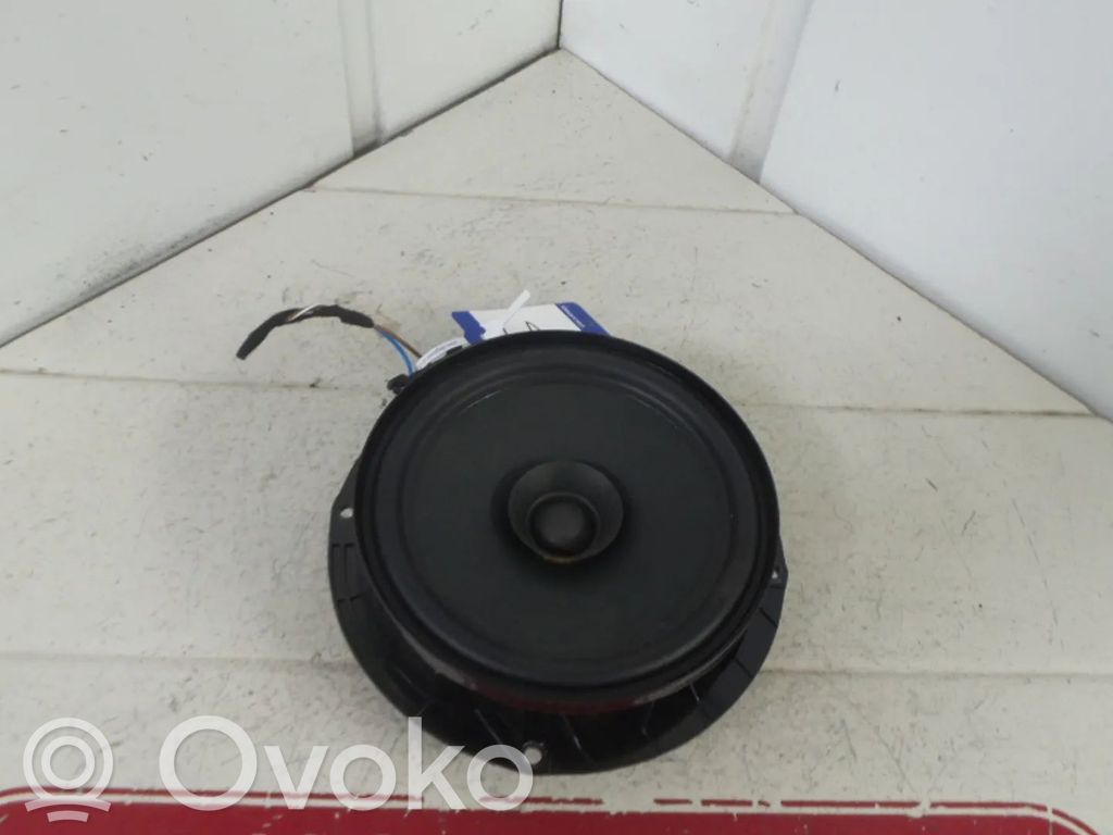 Skoda Rapid (NH) Etuoven kaiutin 
