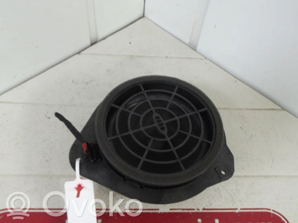 Audi A1 Etuoven kaiutin 