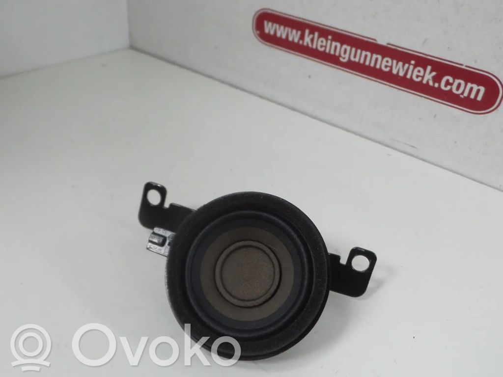Front door speaker   4KE035399A