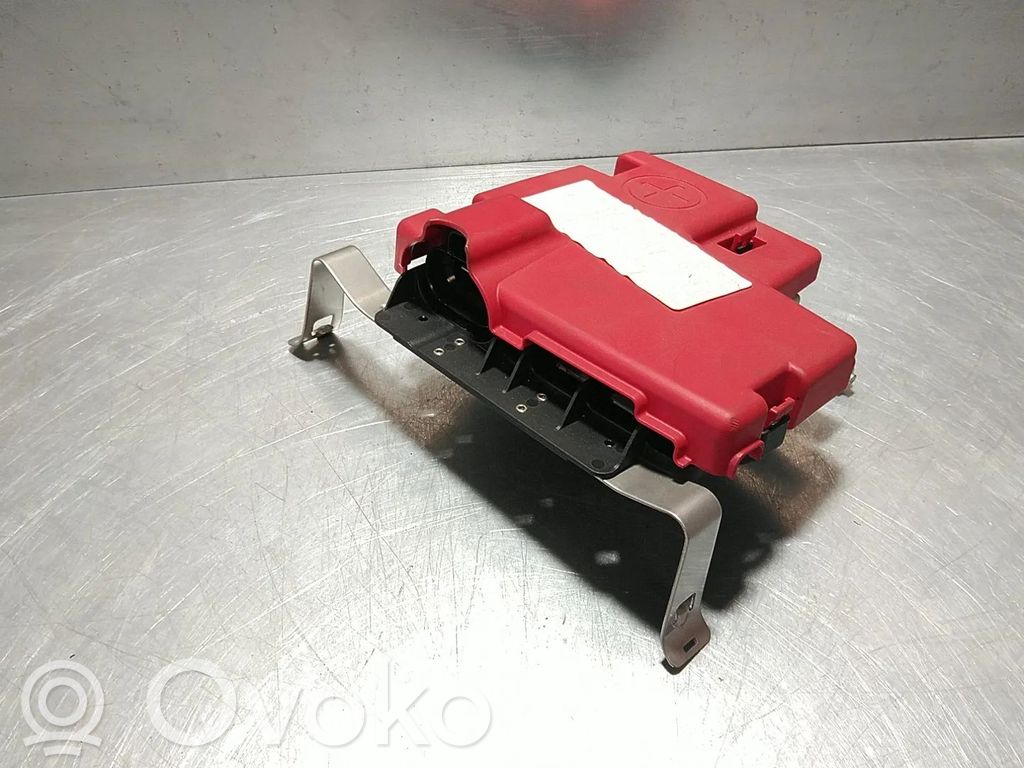 Módulo de fusible   8200463743,8200778373