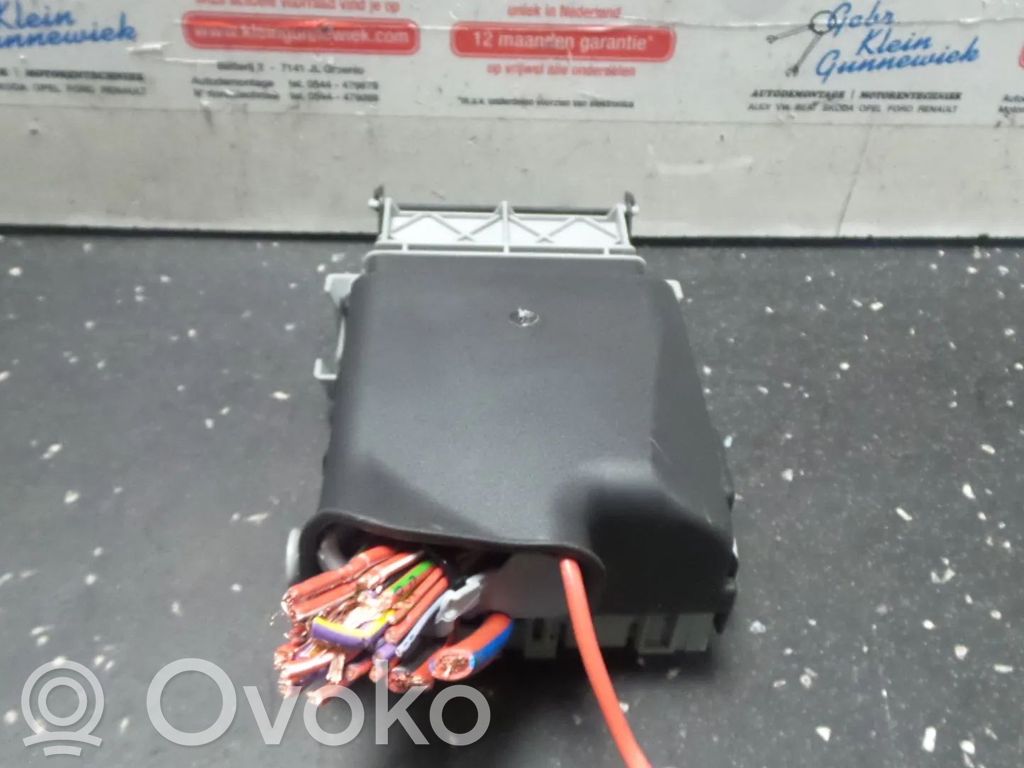 Módulo de fusible   13222786