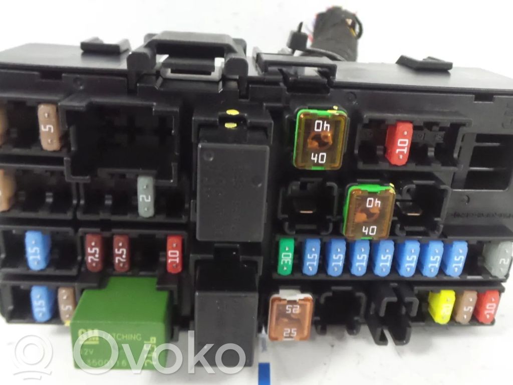 Opel Karl Fuse module 