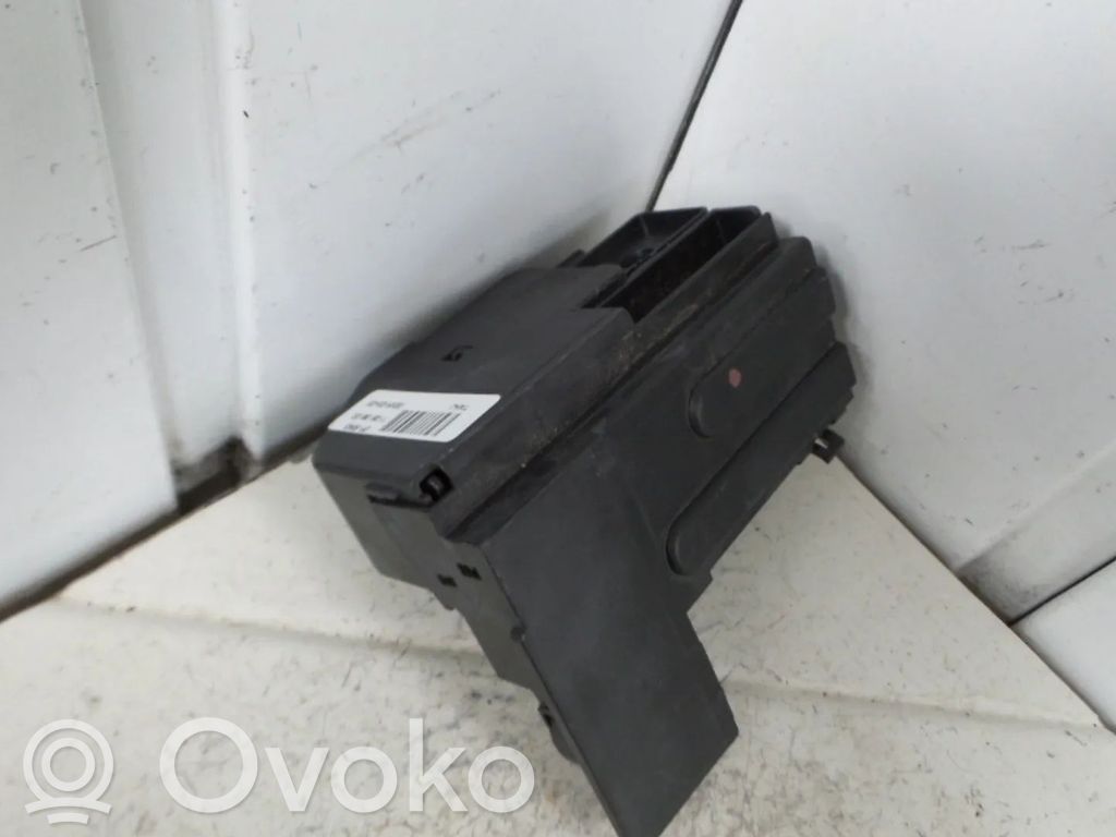 Ford Mondeo MK V Módulo de fusible 