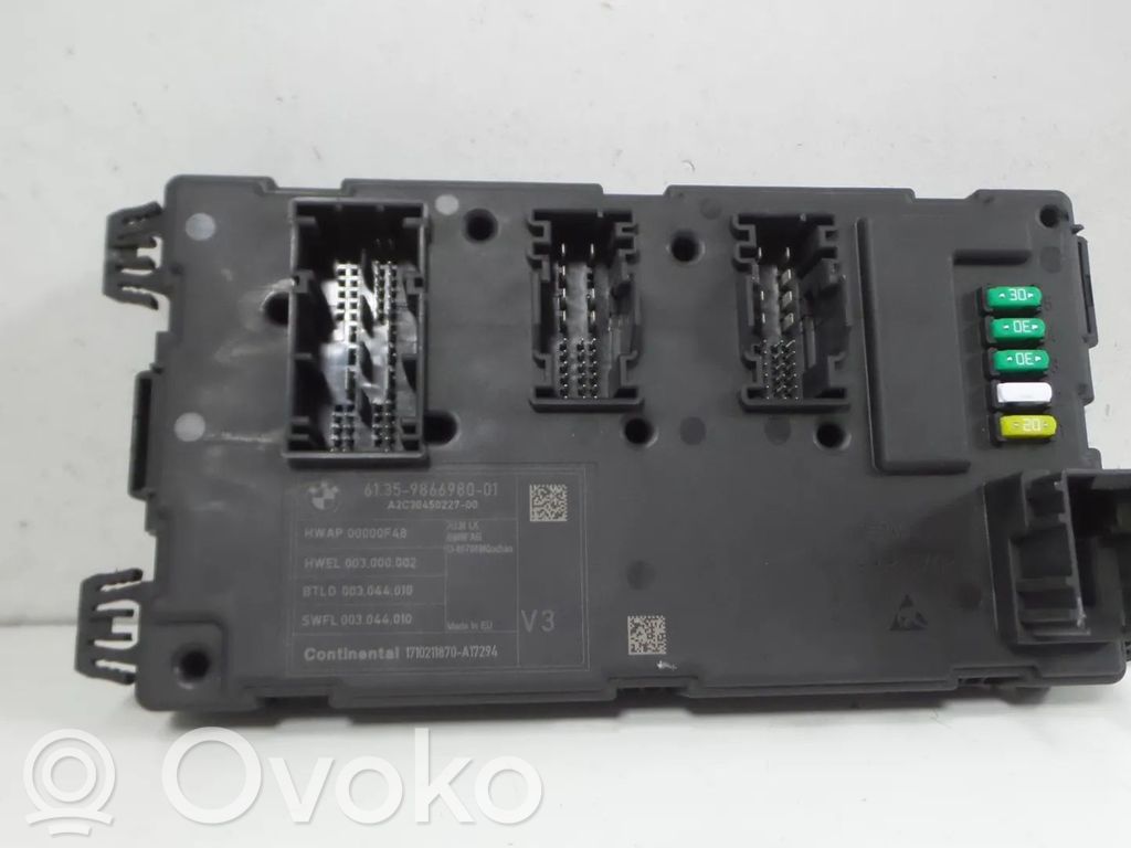 BMW 4 F32 F33 Ramka / Moduł bezpieczników 