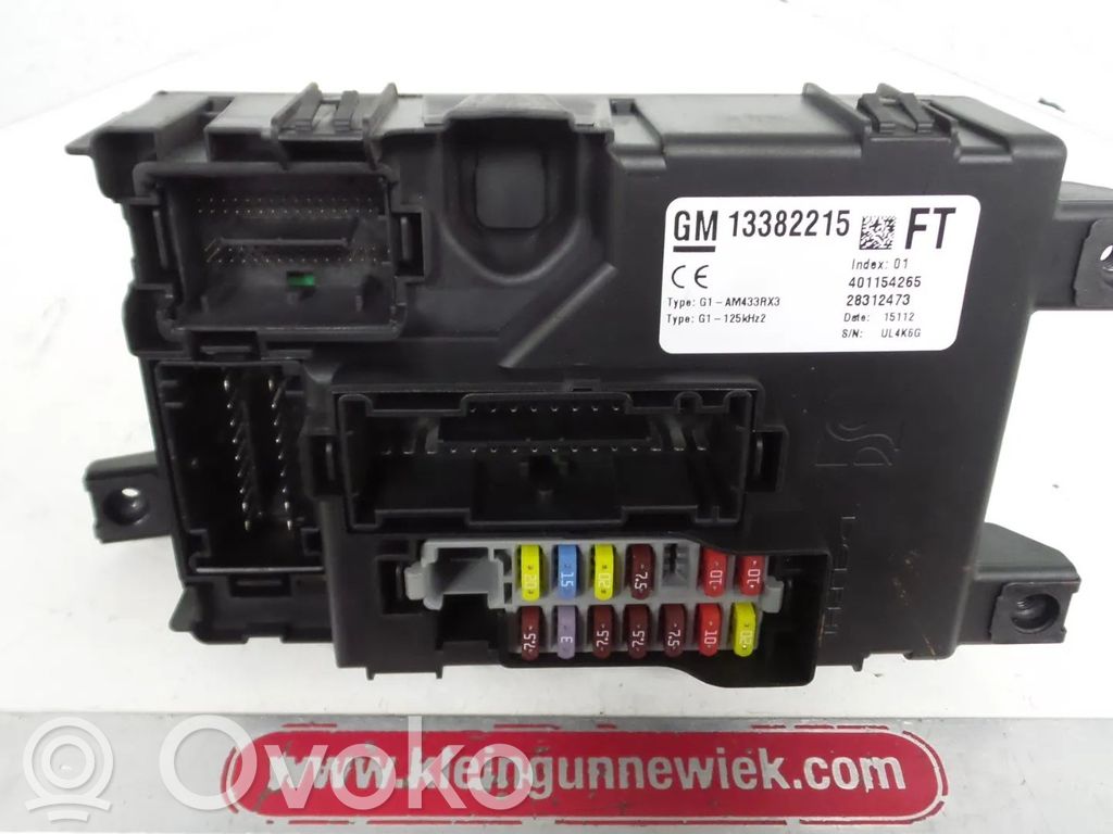 Opel Corsa D Módulo de fusible 