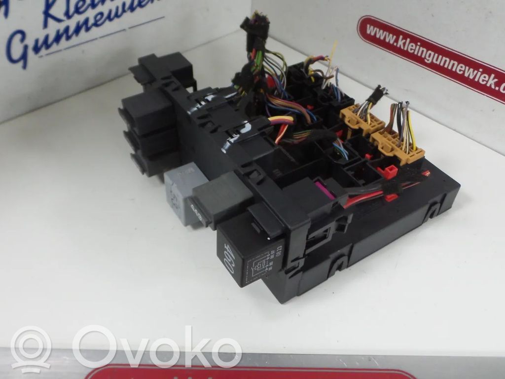 Audi A3 S3 8P Sulakemoduuli 