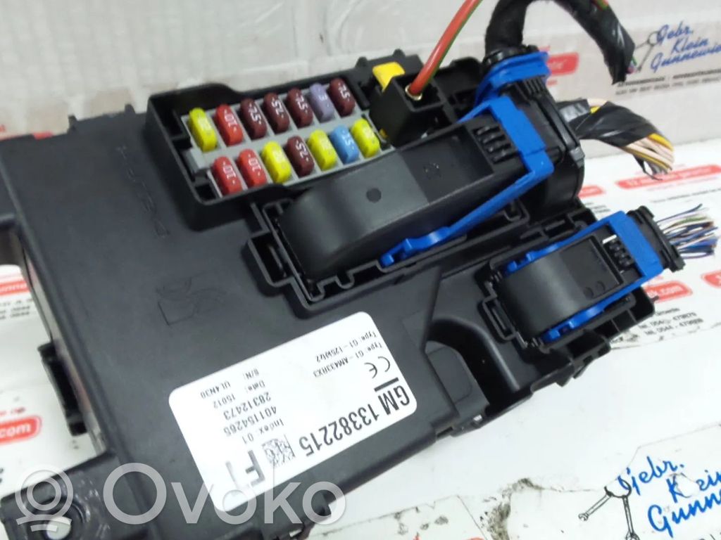 Módulo de fusible   13382215