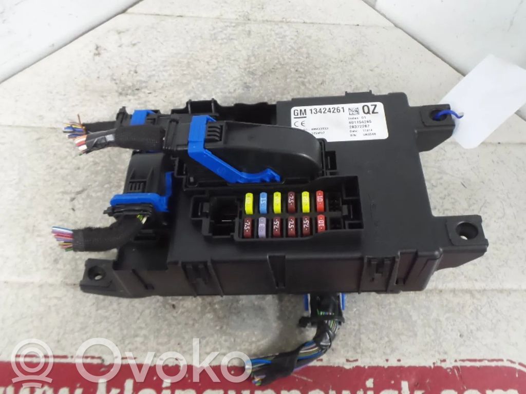 Opel Corsa D Módulo de fusible 