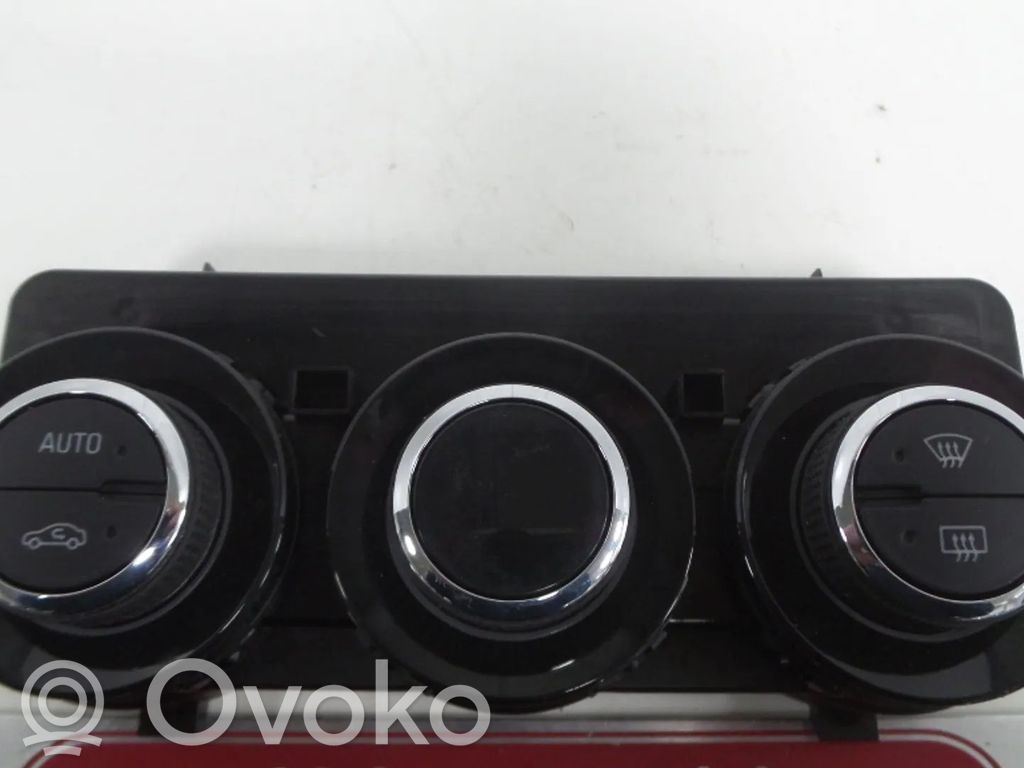 Opel Adam Climate control unit 