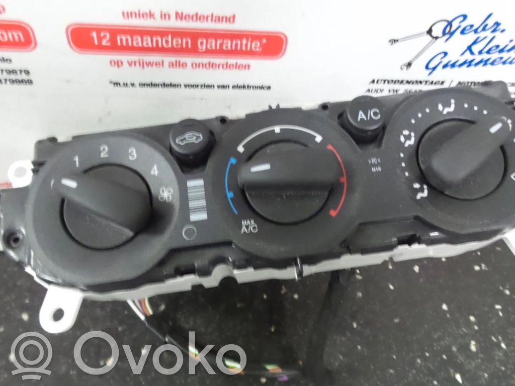 Ford Focus Climate control unit 