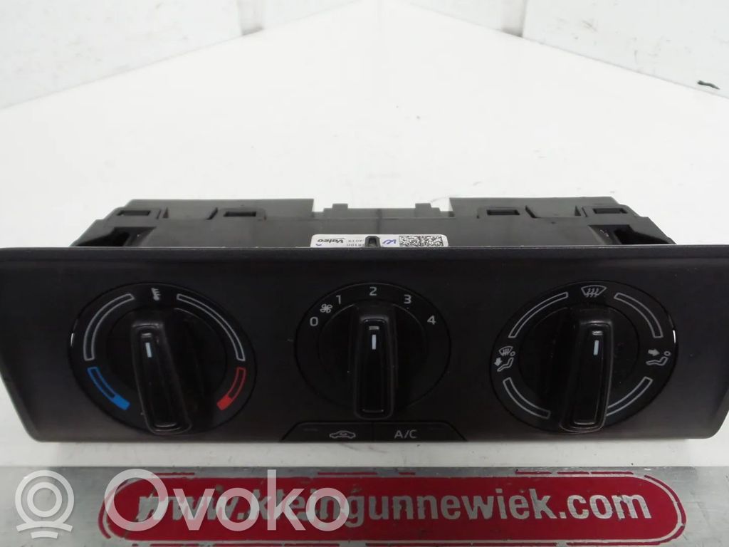 Skoda Fabia Mk3 (NJ) Panel klimatyzacji 