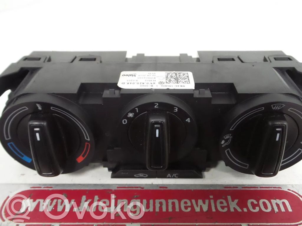 Skoda Fabia Mk3 (NJ) Panel klimatyzacji 
