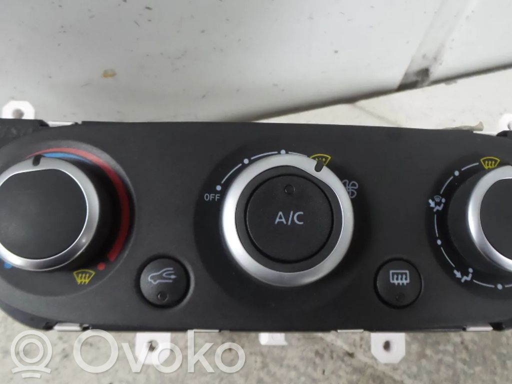 Renault Clio IV Centralina del climatizzatore 