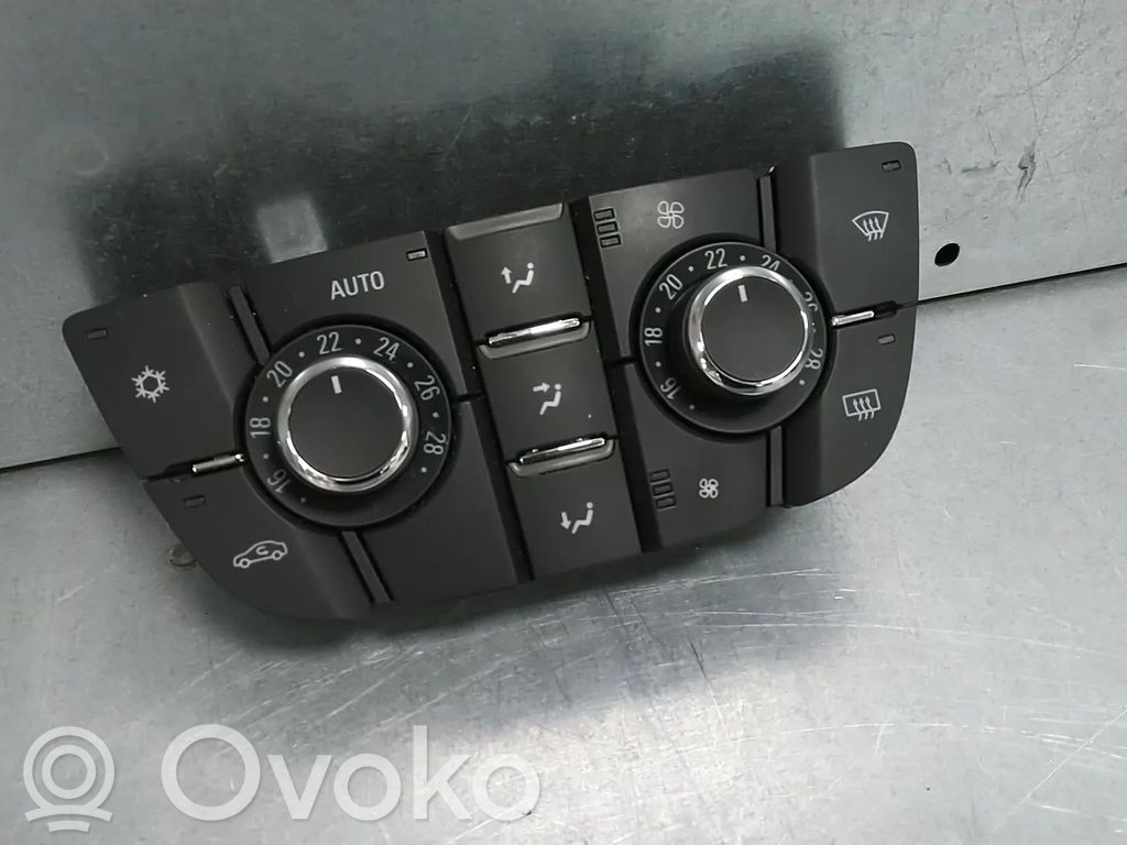 Opel Meriva B Panel klimatyzacji 