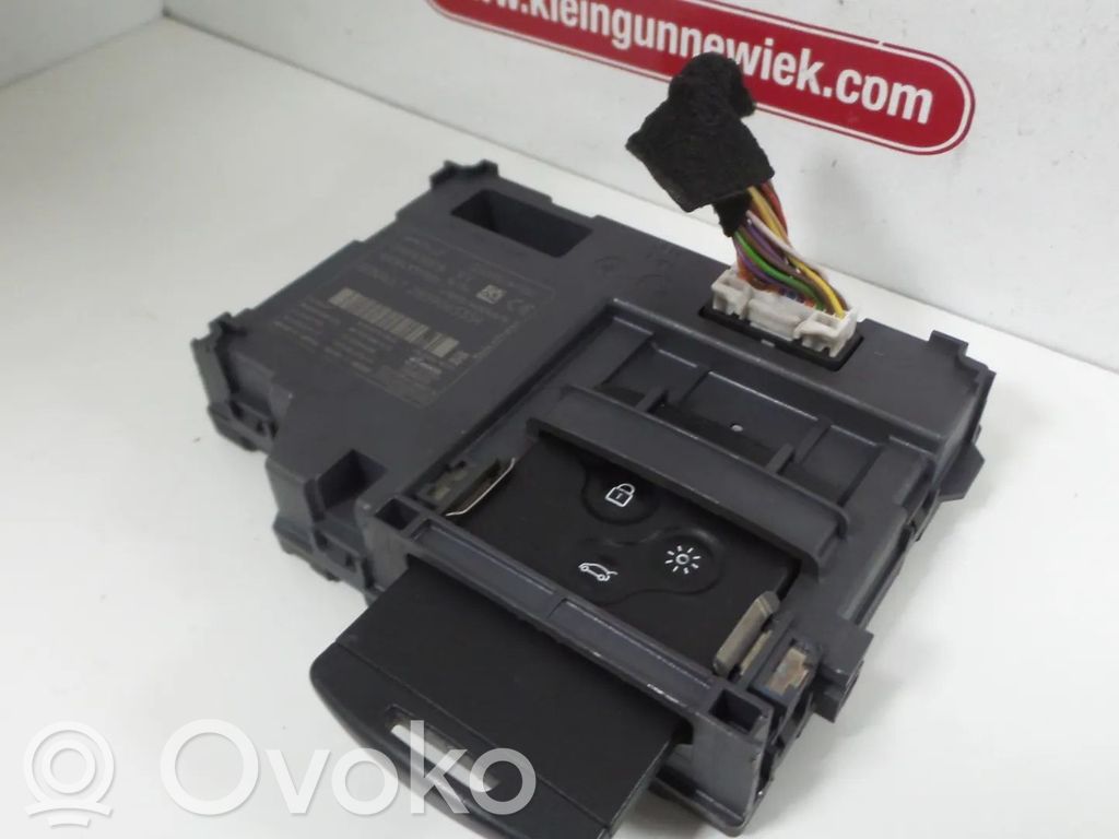 Renault Clio IV Ignition key card reader 