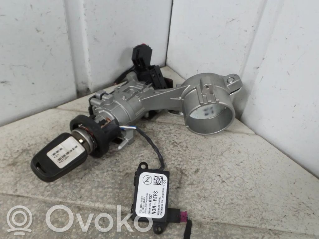 Opel Cascada Butuc cheie contact 
