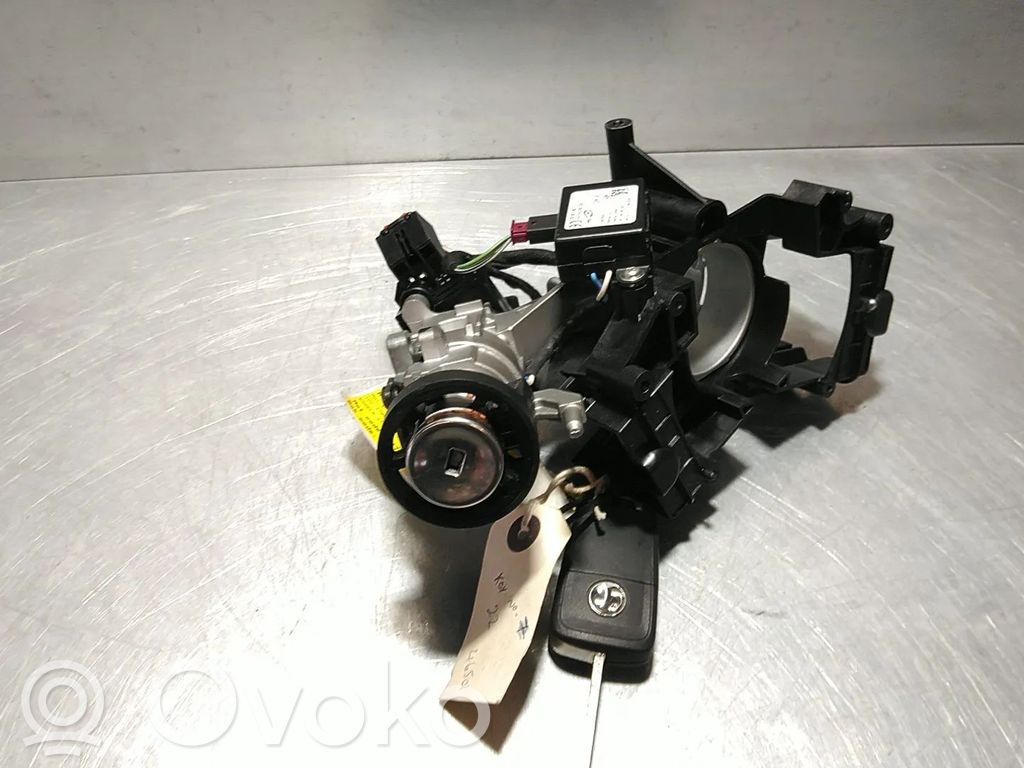 Opel Astra J Užvedimo spynelės kontaktai 
