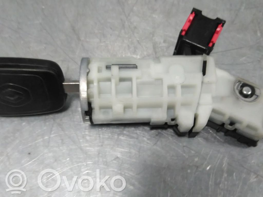 Renault Twingo III Užvedimo spynelės kontaktai 