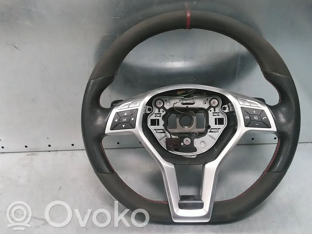 Mercedes-Benz A W176 Ohjauspyörä 