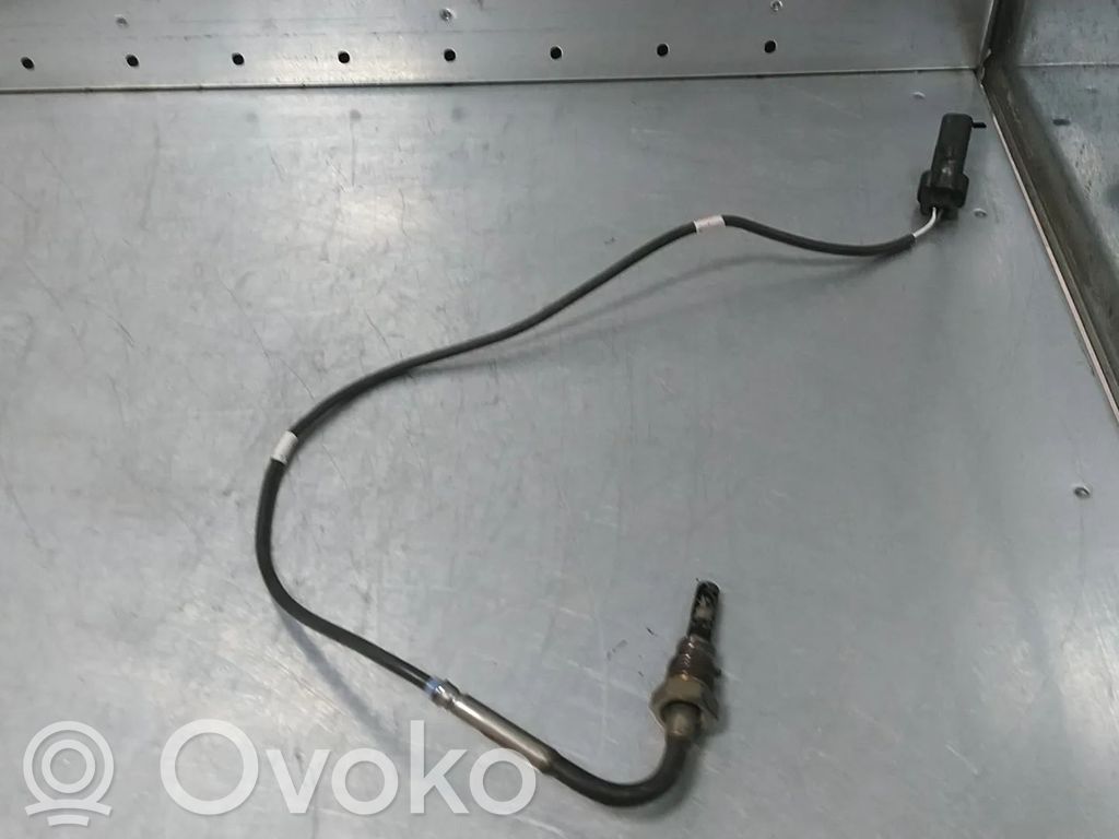 Opel Corsa E Kitas daviklis 