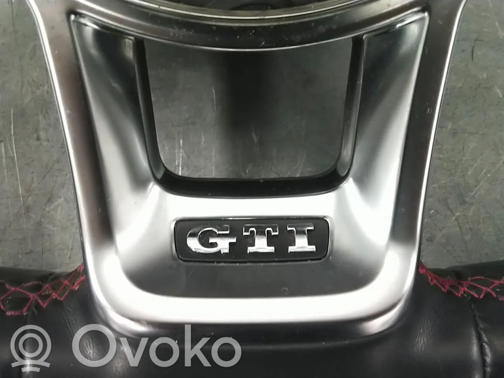 Volkswagen Golf VII Ohjauspyörä 