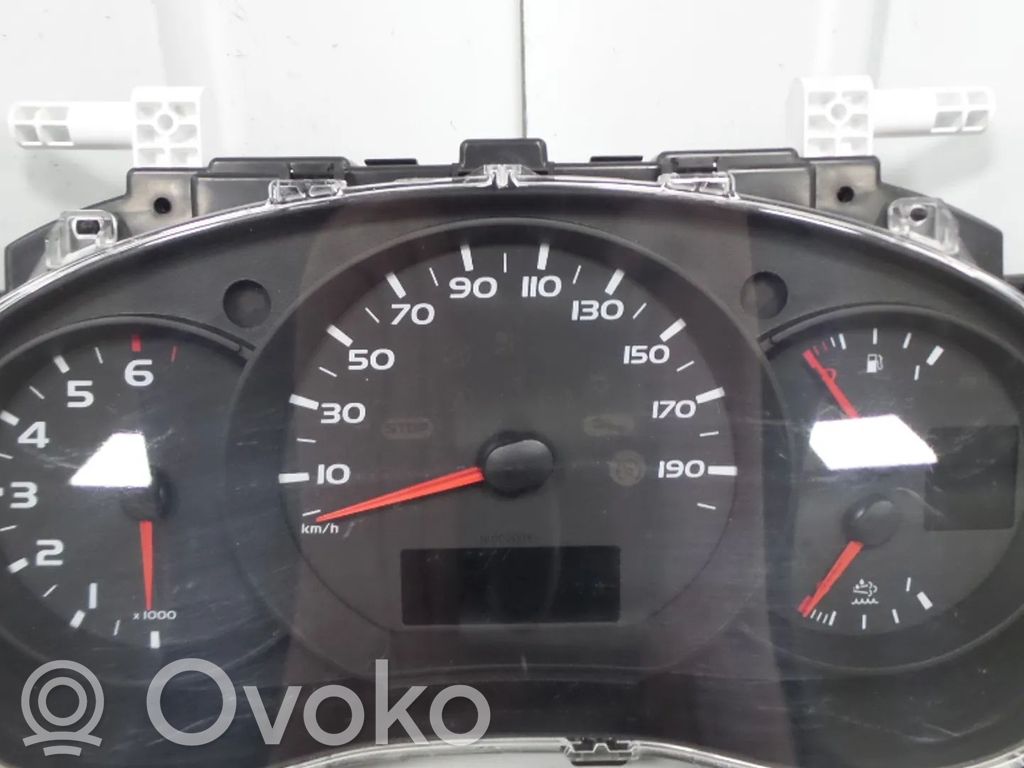 Renault Master III Geschwindigkeitsmesser Cockpit 