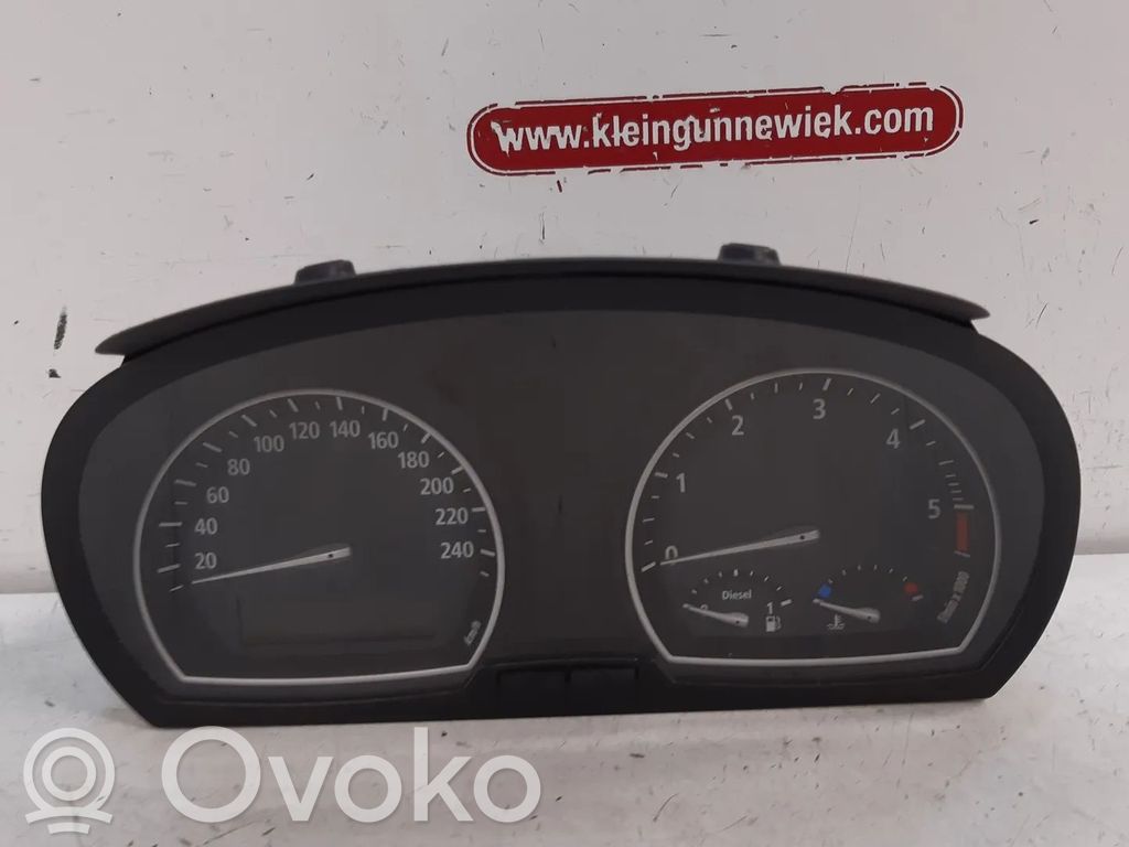 BMW X3 E83 Speedometer (instrument cluster) 