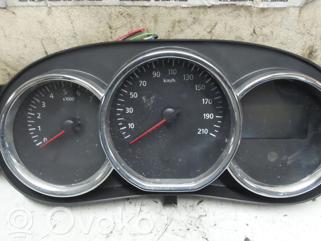 Dacia Logan II Speedometer (instrument cluster) 
