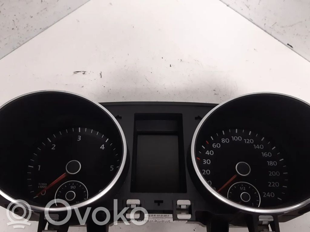 Volkswagen Golf VI Vitezometru (grup de instrumente) 