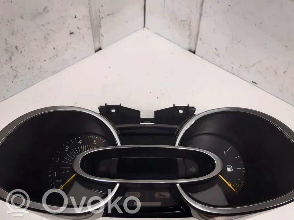 Renault Clio IV Speedometer (instrument cluster) 