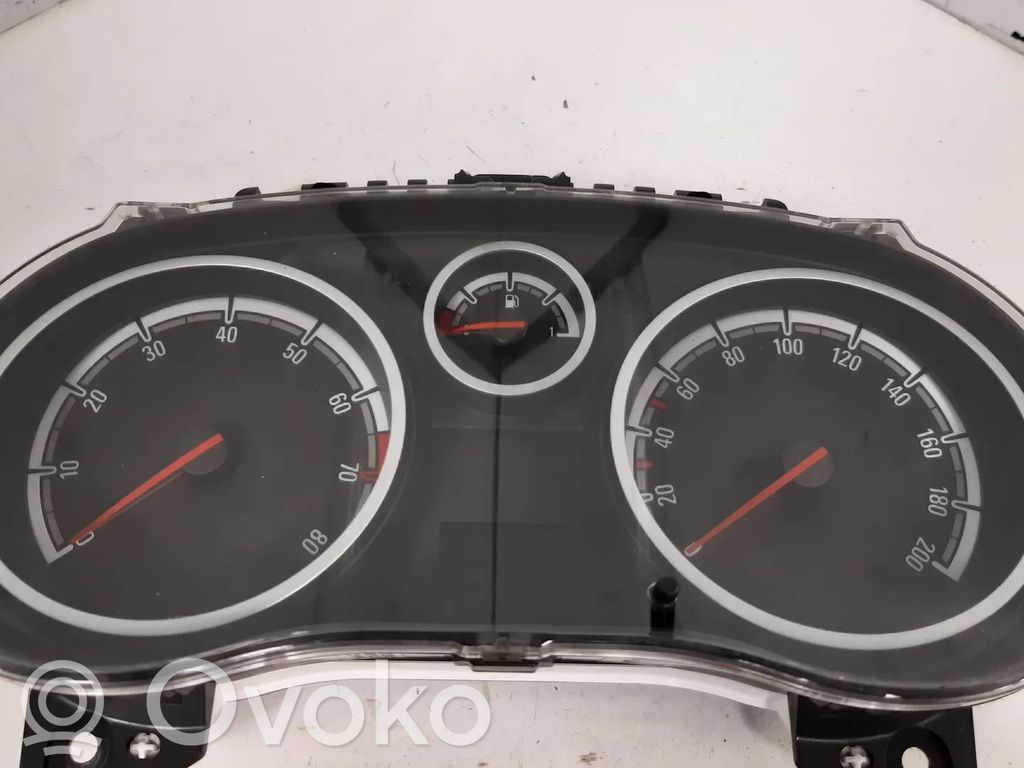 Opel Corsa D Nopeusmittari (mittaristo) 