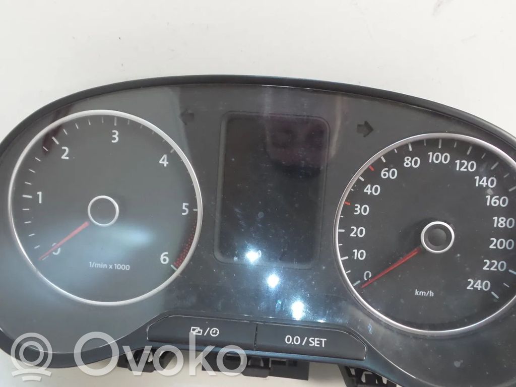 Volkswagen Polo V 6R Vitezometru (grup de instrumente) 